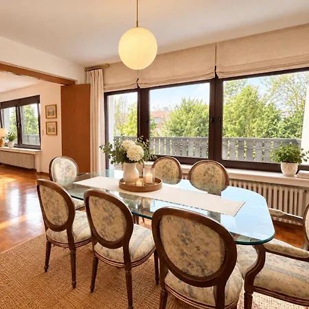 Charmante Mit Grossem Balkon Zum Wohlfuehlen 150 Qm Herford